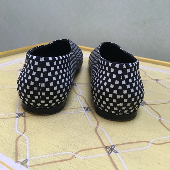 GORGEOUS CREATURES OF COMFORT LEATHER FLATS - Picture 4 of 5